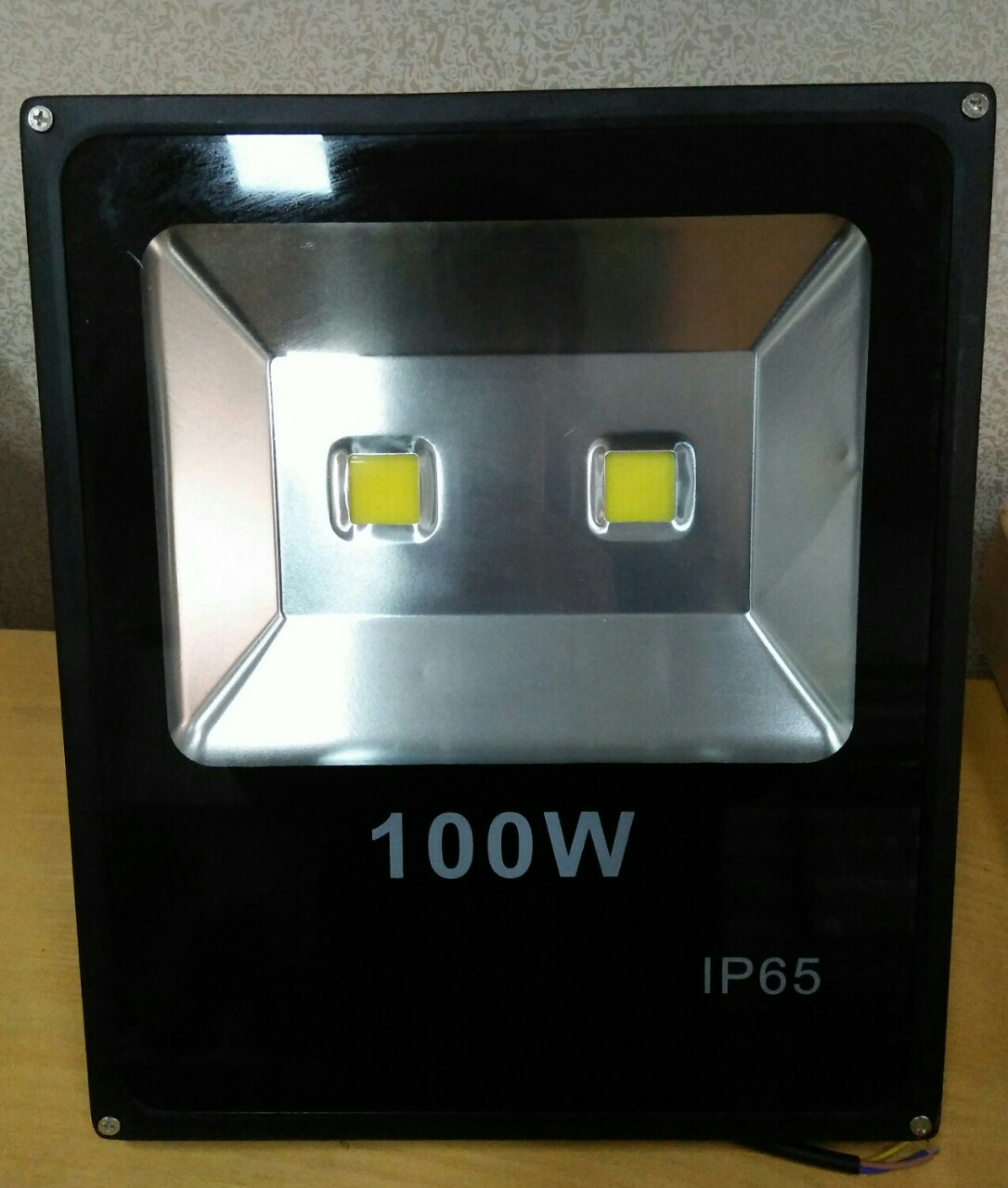 Đèn Pha -NT-004