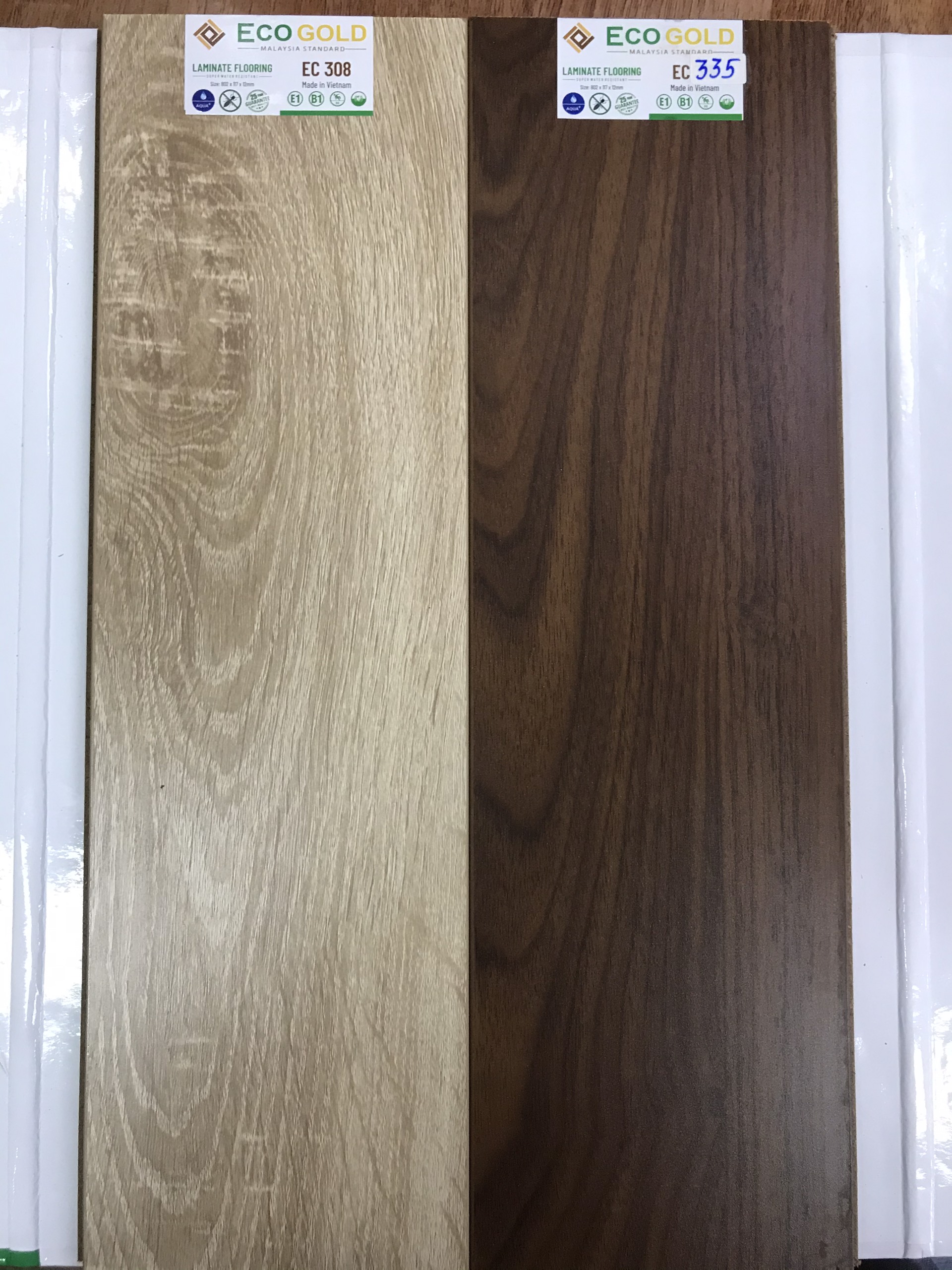 Sàn gỗ ECOGOLD 12mm EC 308-335